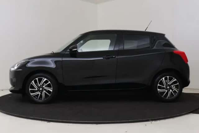 Suzuki Swift (2023) thumbnail 3
