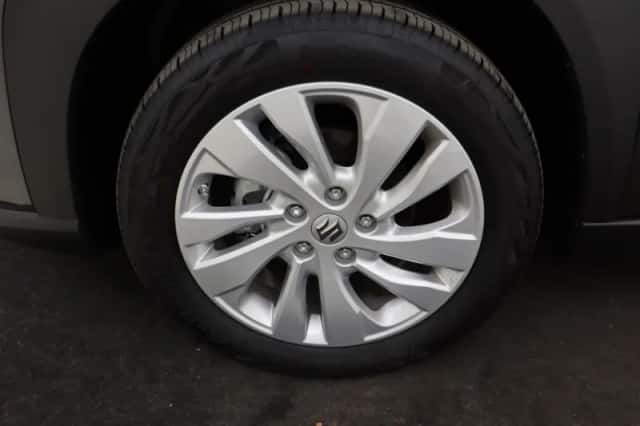 Suzuki S-Cross (2026) thumbnail 5
