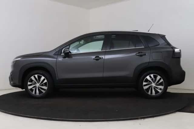 Suzuki S-Cross (2026) thumbnail 3