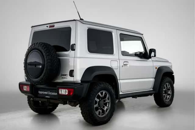 Suzuki Jimny (2019) thumbnail 2