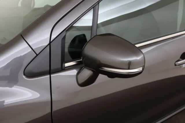 Suzuki S-Cross (2026) thumbnail 5