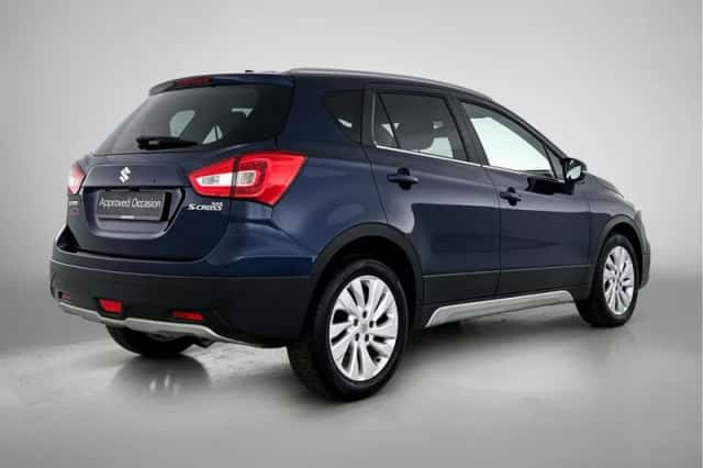 Suzuki S-Cross (2017) thumbnail 2