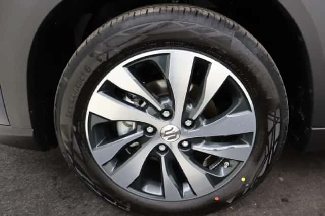 Suzuki S-Cross (2026) thumbnail 5