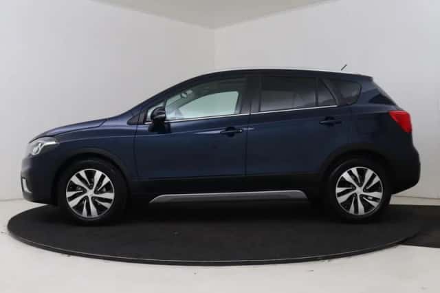 Suzuki S-Cross (2018) thumbnail 3