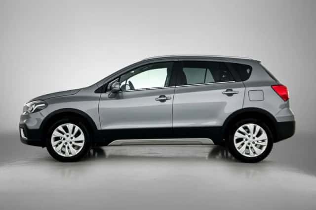 Suzuki S-Cross (2018) thumbnail 3