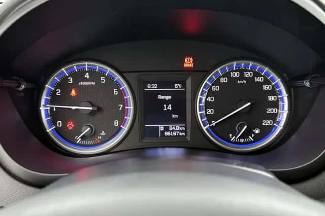 Suzuki S-Cross (2018) thumbnail 5