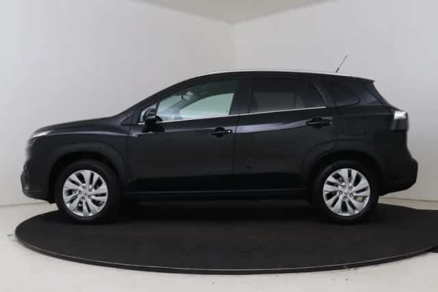 Suzuki S-Cross (2026) thumbnail 3