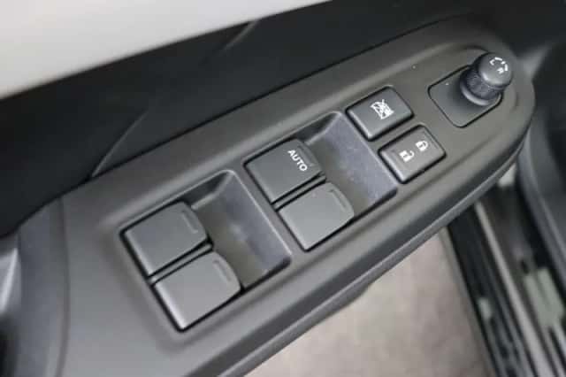 Suzuki Swift (2026) thumbnail 5