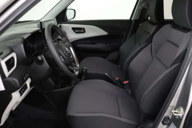 Suzuki Swift (2026) thumbnail 4