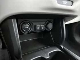 Suzuki Swift (2025) thumbnail 23