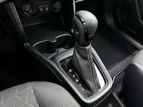 Suzuki Swift (2025) thumbnail 10