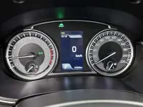 Suzuki Vitara (2023) thumbnail 5