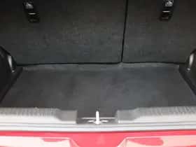 Suzuki Swift (2020) thumbnail 32