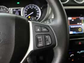 Suzuki Vitara (2016) thumbnail 12