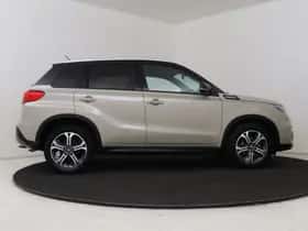 Suzuki Vitara (2016) thumbnail 14