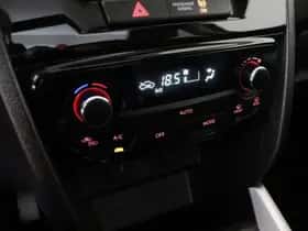 Suzuki Vitara (2016) thumbnail 22