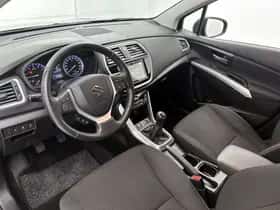 Suzuki S-Cross (2017) thumbnail 31