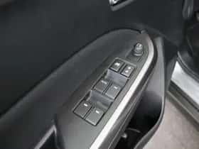 Suzuki Vitara (2021) thumbnail 10
