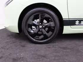 Suzuki Swift (2025) thumbnail 4