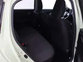 Suzuki Swift (2025) thumbnail 45
