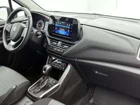 Suzuki S-Cross (2023) thumbnail 6