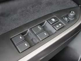 Suzuki Vitara (2025) thumbnail 9