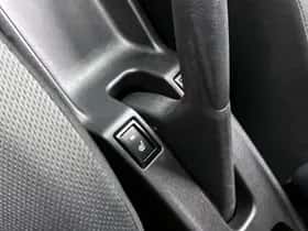 Suzuki Swift (2025) thumbnail 18