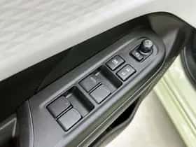 Suzuki Swift (2025) thumbnail 22