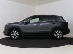 Suzuki S-Cross (2025) thumbnail 3