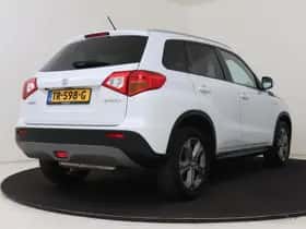 Suzuki Vitara (2018) thumbnail 2