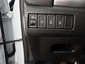 Suzuki Vitara (2018) thumbnail 11