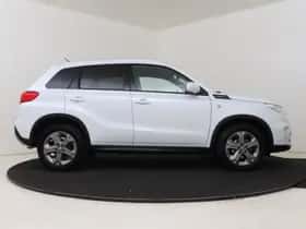 Suzuki Vitara (2018) thumbnail 14