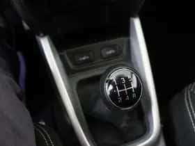 Suzuki Vitara (2018) thumbnail 21