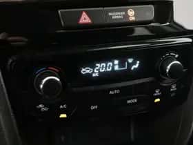 Suzuki Vitara (2018) thumbnail 23