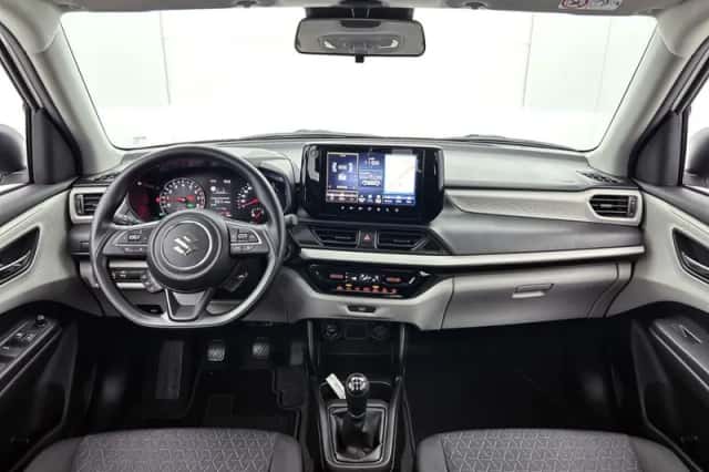 Suzuki Swift (2026) thumbnail 4