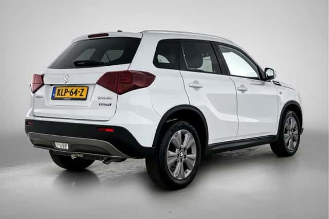 Suzuki Vitara (2023) thumbnail 2