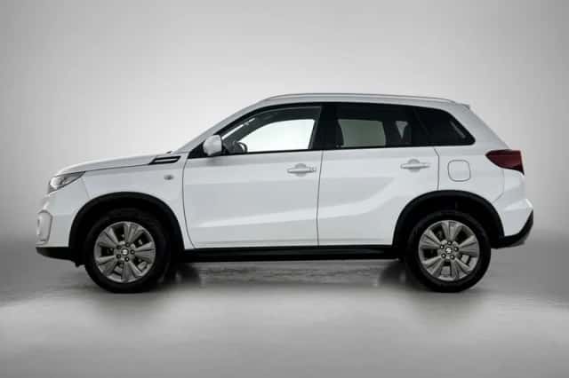 Suzuki Vitara (2023) thumbnail 3
