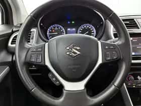 Suzuki S-Cross (2017) thumbnail 18