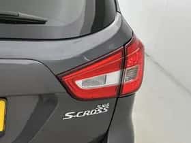 Suzuki S-Cross (2017) thumbnail 33