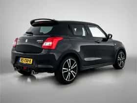 Suzuki Swift (2019) thumbnail 2