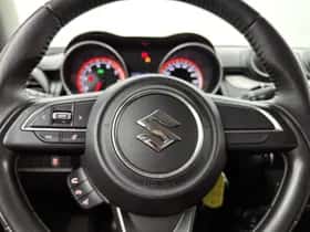 Suzuki Swift (2019) thumbnail 16