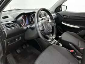 Suzuki Swift (2019) thumbnail 30