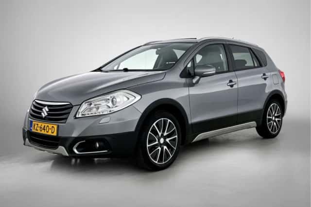 Suzuki S-Cross (2014) thumbnail 1