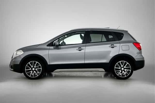 Suzuki S-Cross (2014) thumbnail 3
