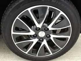 Suzuki S-Cross (2014) thumbnail 25