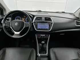 Suzuki S-Cross (2014) thumbnail 5