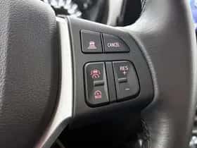Suzuki S-Cross (2025) thumbnail 14