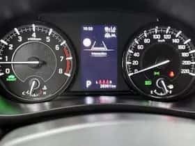 Suzuki S-Cross (2025) thumbnail 5