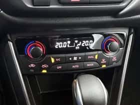 Suzuki S-Cross (2025) thumbnail 9