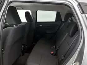 Suzuki Swift (2021) thumbnail 16